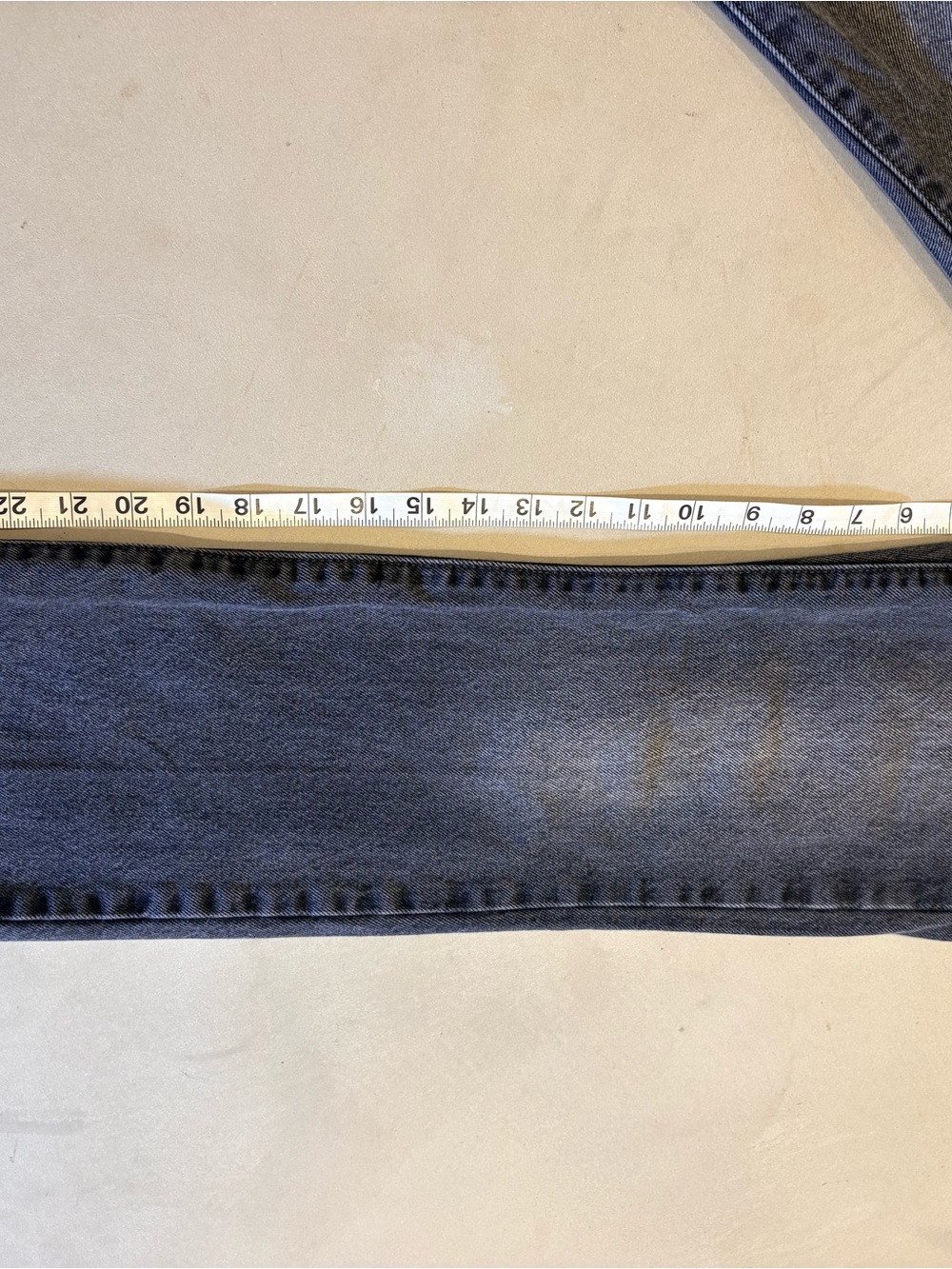 Women's straight leg Levi’s in Faded black size 24 - 27 inch inseam